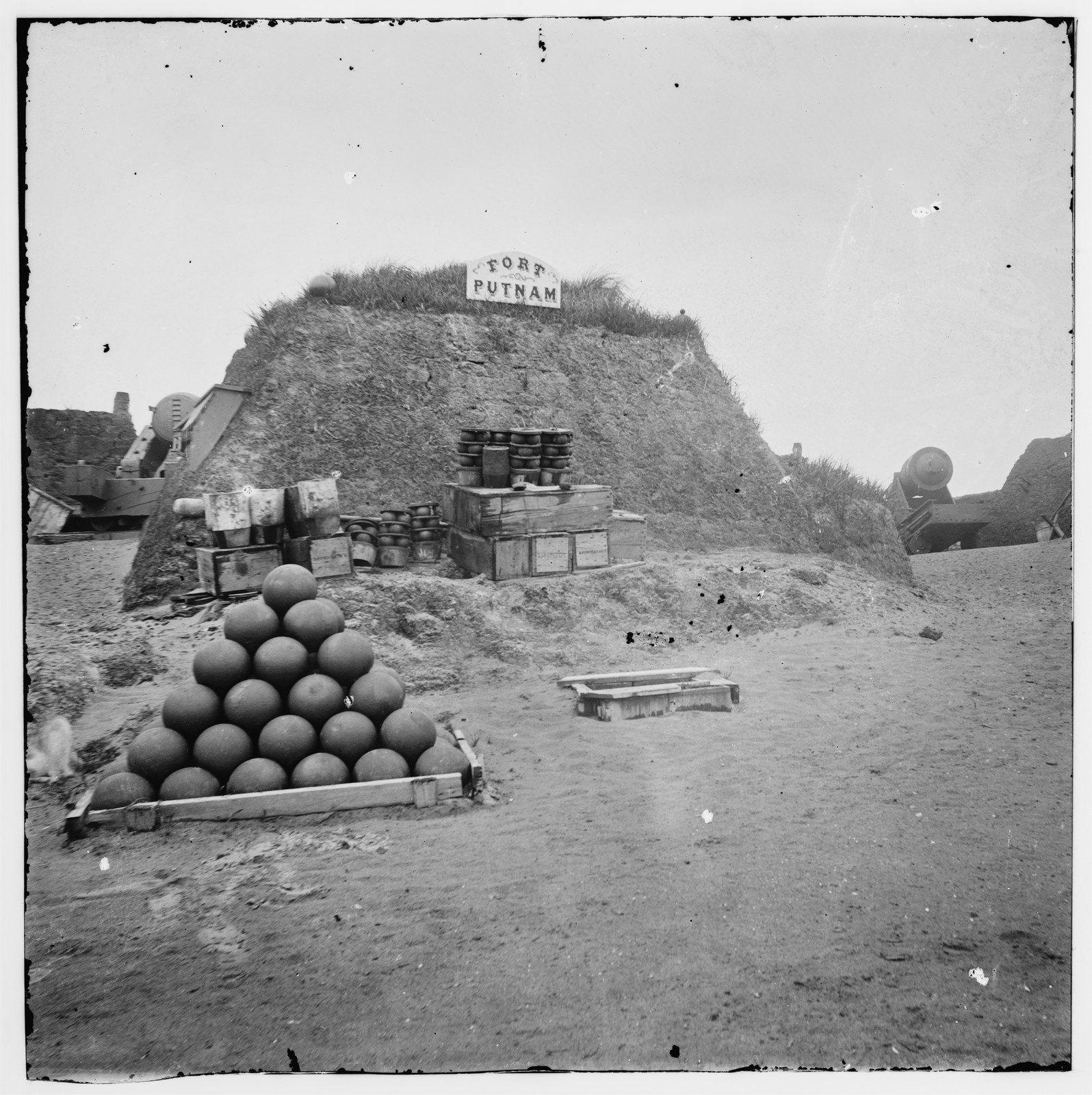 Fort Putnam, Closer