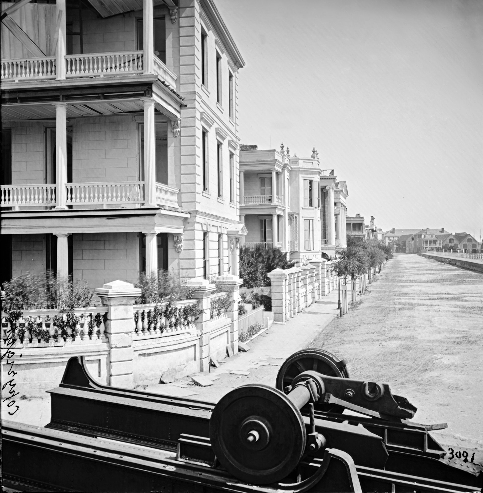 The Wrecked Blakely at the Battery, original black and white