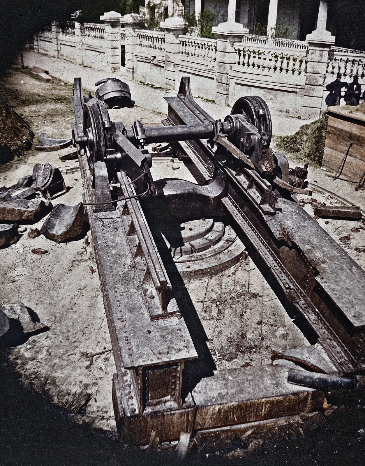 The Wrecked Blakely at the Battery (second view)